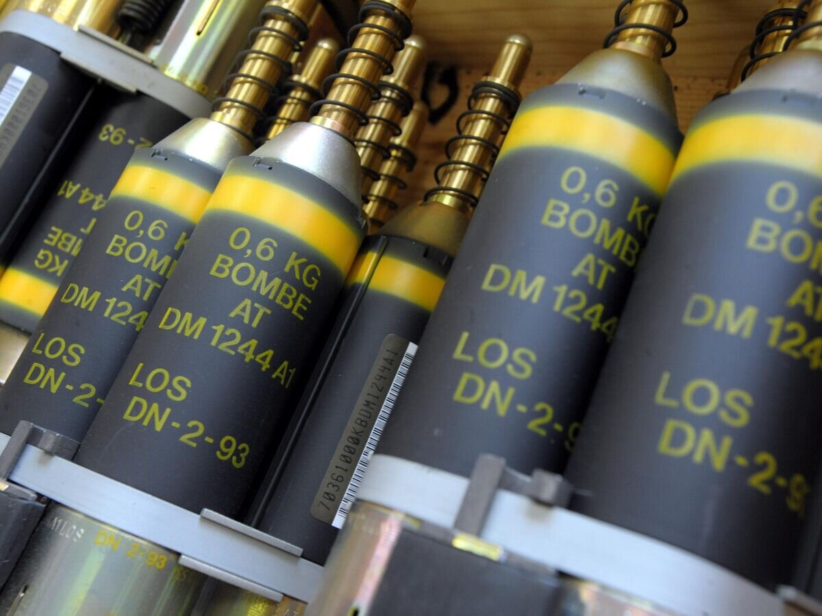 Кассетные боеприпасы© AP Photo / Sven Kaestner