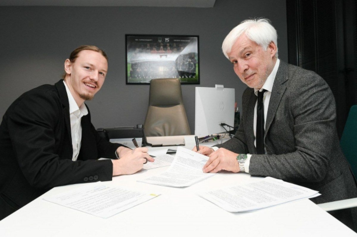    Матвей Сафонов переподписал контракт с ФК «Краснодар» на пять лет