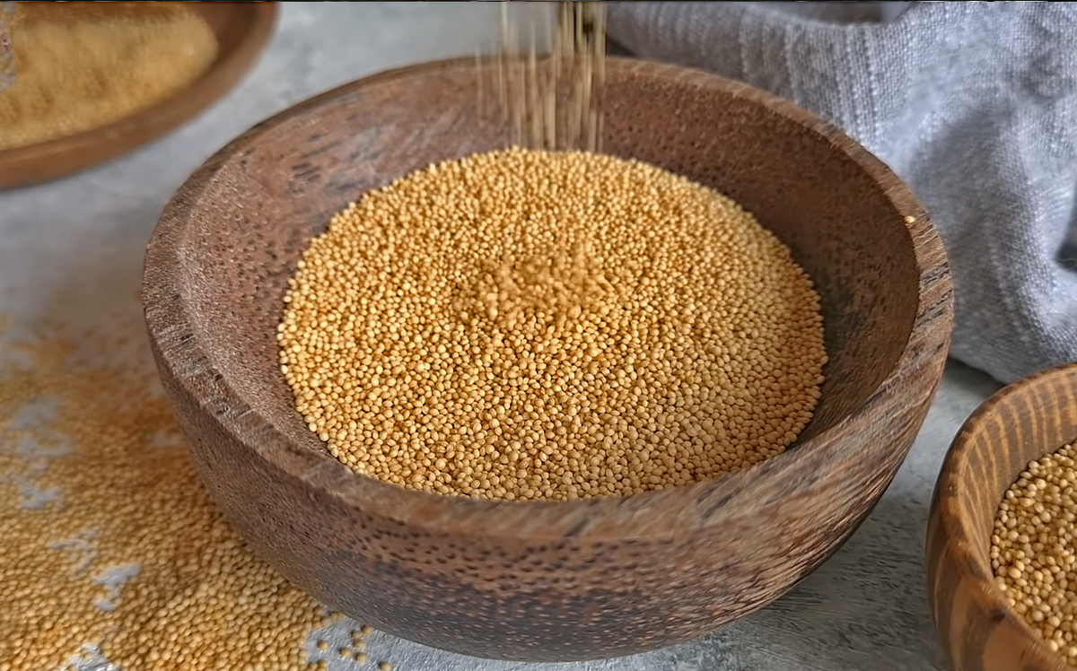 Древние славяне, использующие этот злак для приготовления хлеба, дали ему название "амарант"