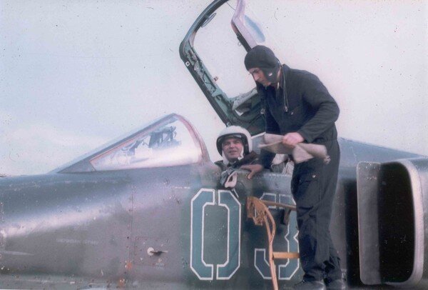 После полета на МиГ-27.