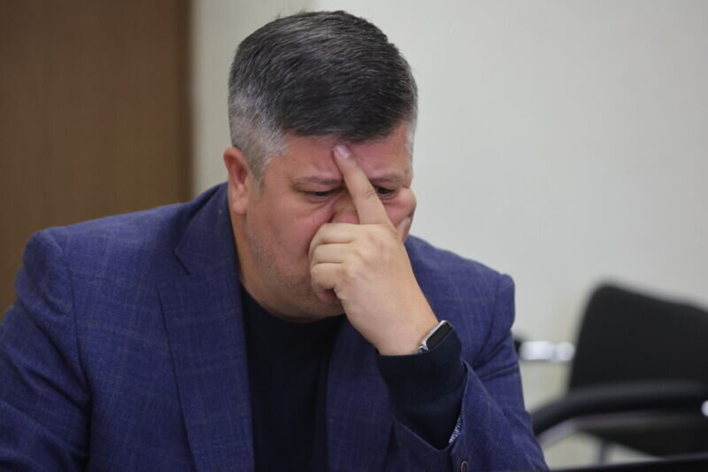Владимира Мазова нельзя назвать обычным «мальчиком на побегушках». Не зря его так любит теща Алексея Меркушкина Наталья Калитина. Фото: Столица С 