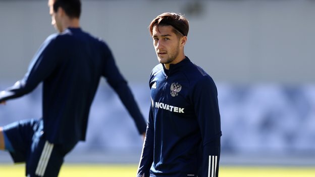    Константин Марадишвили в молодежной сборной России.Федор Успенский