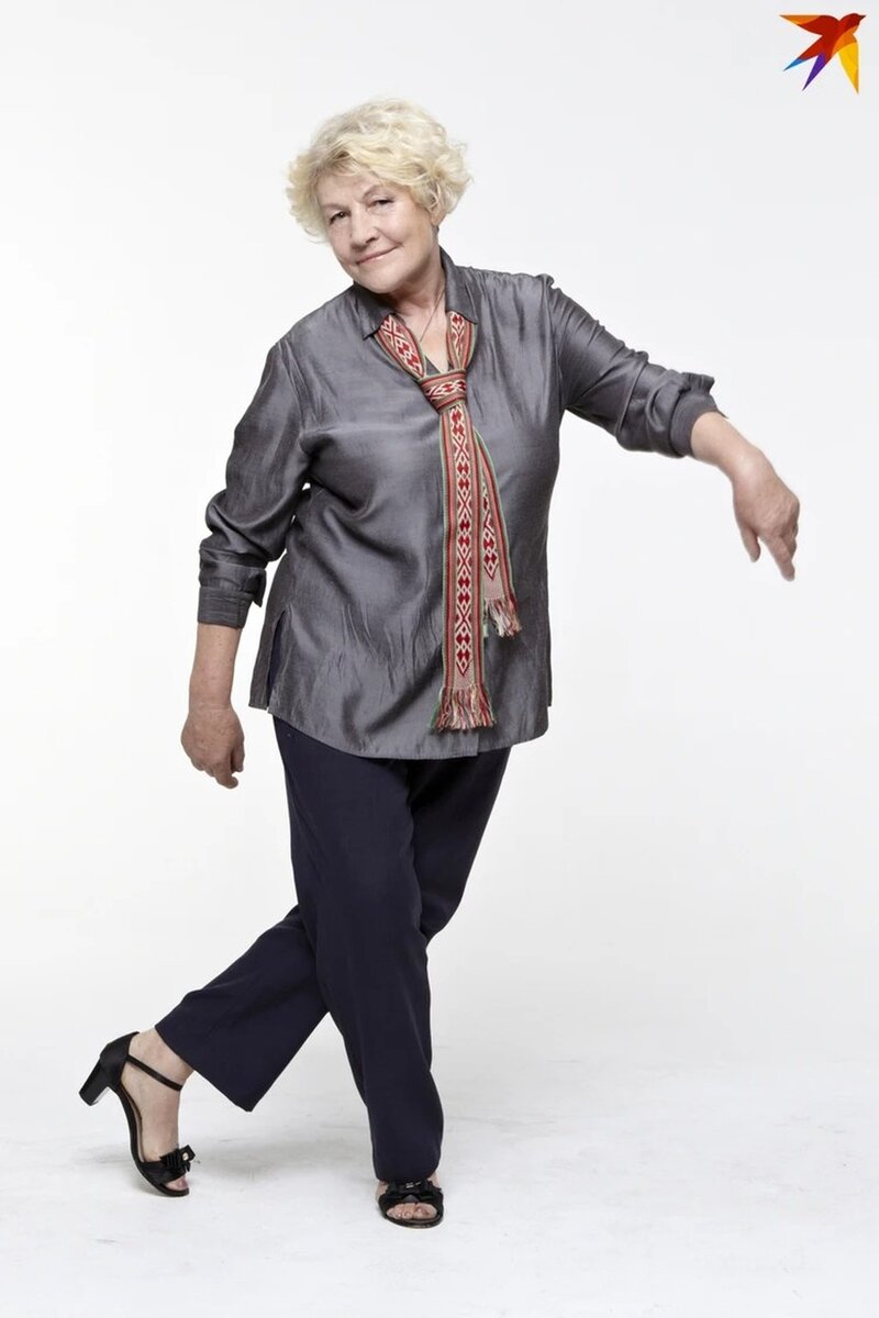    В РТБД, как и в других театрах, есть портреты актеров - но они необычные: в полный рост! Фото: Александр ОБУХОВИЧ (предоставлено РТБД) / Архив "КП"