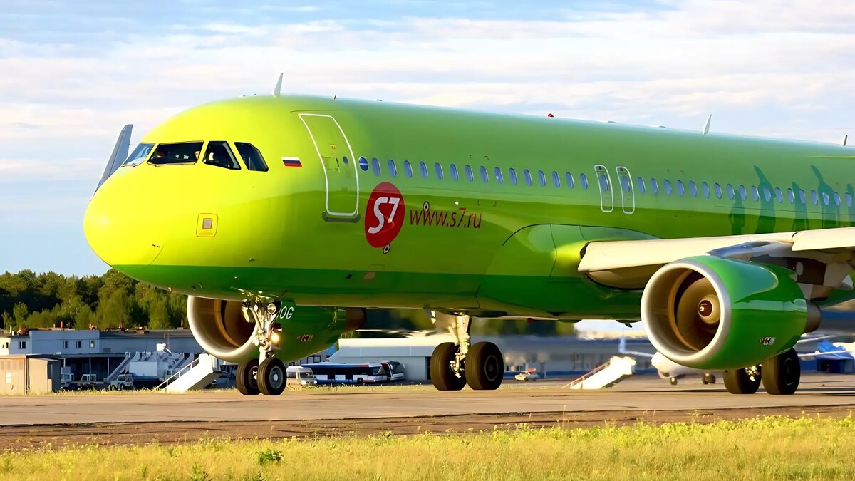     Авиакомпания S7 Airlines отменяет прямые перелеты из Красноярска в Москву. Последний прямой рейс состоится 26 февраля.