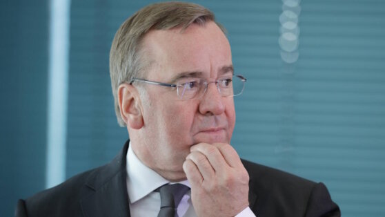    Минобороны Германии отказалось "идти ва-банк" в вопросе оружия для Украины Татьяна Сидорова