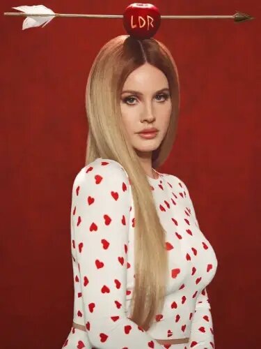    Фото: Лана Дель Рей / SKIMS