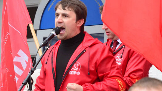 смешные цитаты. зачем мне это надо. смешные вопросы. вопросом на вопрос не отвечают. тупые высказывания.