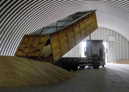    Польша сохранит эмбарго на импорт украинского зерна