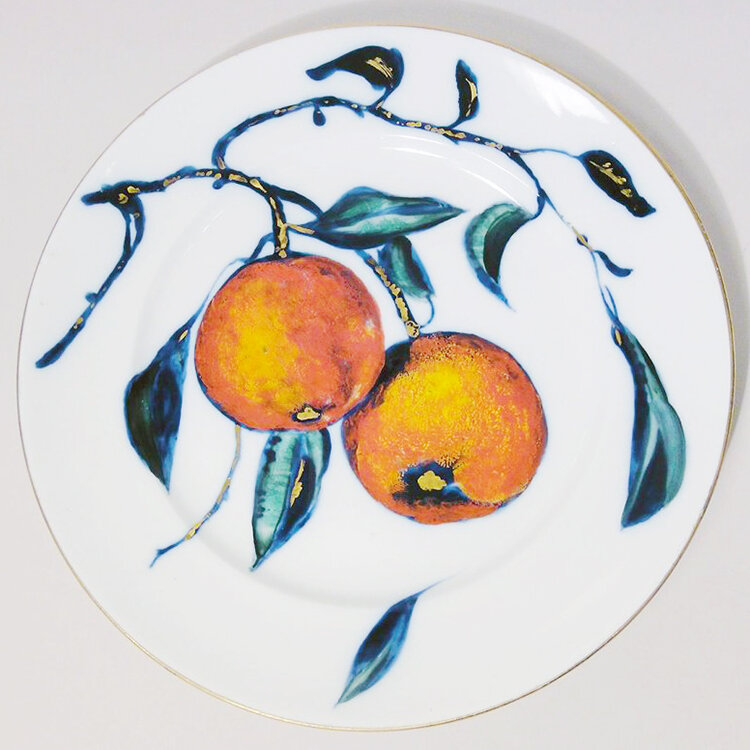 Тарелка «Апельсины». 1951 год, ЛФЗ. Автор формы Владимир Лаврентьевич Семёнов, автор росписи Анна Максимовна Ефимова