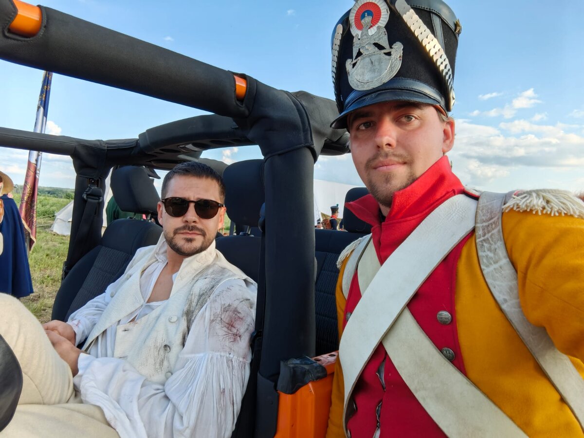 Милош Бикович и аспирант факультета изобразительного искусства и народных ремёсел 