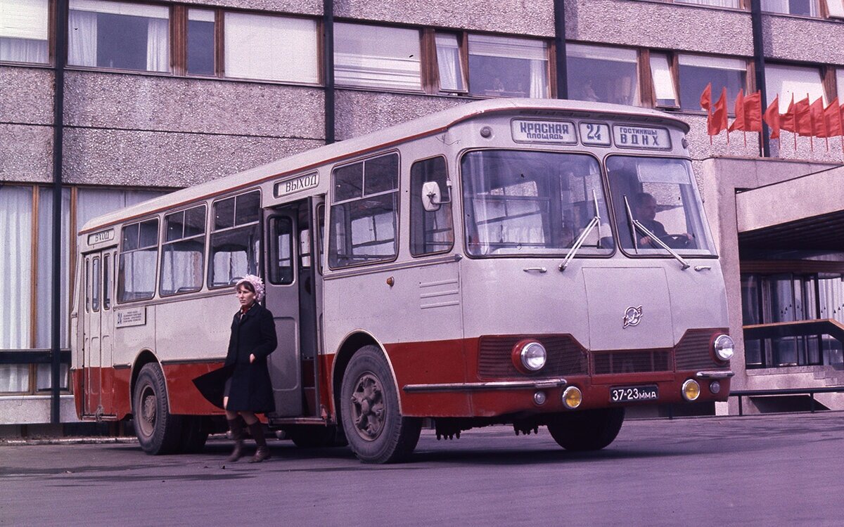 Выпуск 1958 года