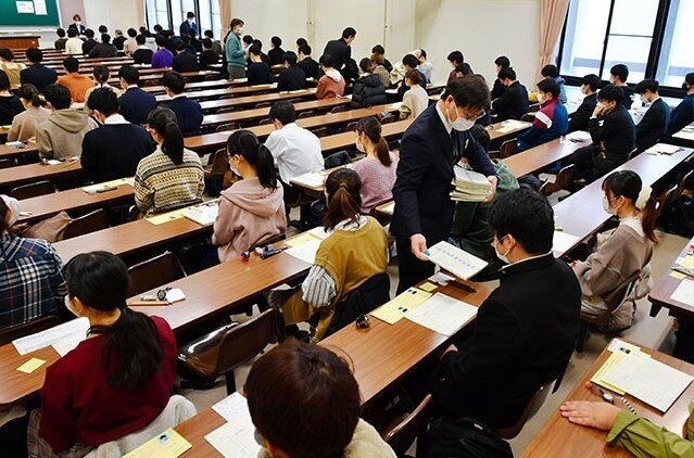 Начало выпускного экзамена