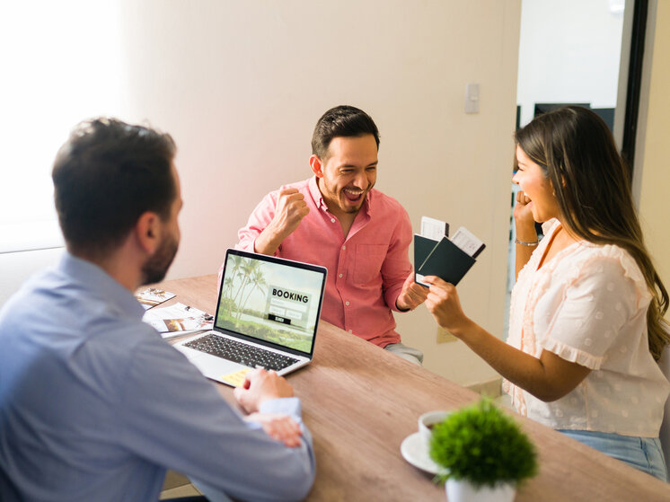 FOTO: @ BILD VON TONODIAZ AUF FREEPIK