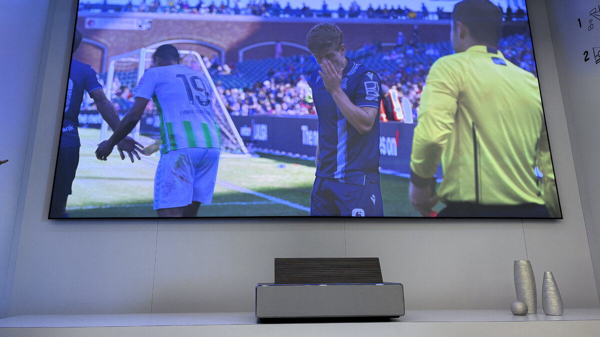 В данный момент обновление. Windows 7 программное обеспечение. Rockstar gta 5 код ошибки 212. Платформа runtime программы и компоненты. Update программа для чего.