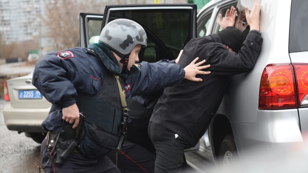 можно ли закрыть счет арестованный приставами. приставы списывают с карты. постановление об аресте имущества юридического лица. списание долгов с карты приставами. можно ли закрыть счет арестованный приставами.