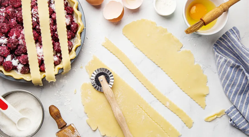 Making a pie