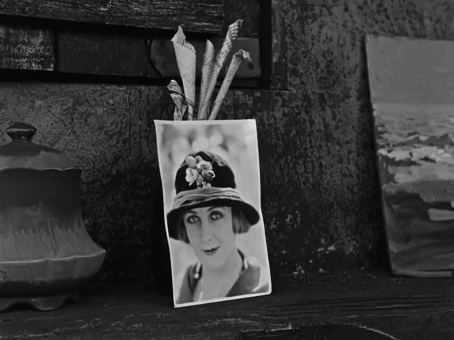 добрую половину читателей привлекла картинка, потому что они не знают, какое отношение она имеет к тексту. 