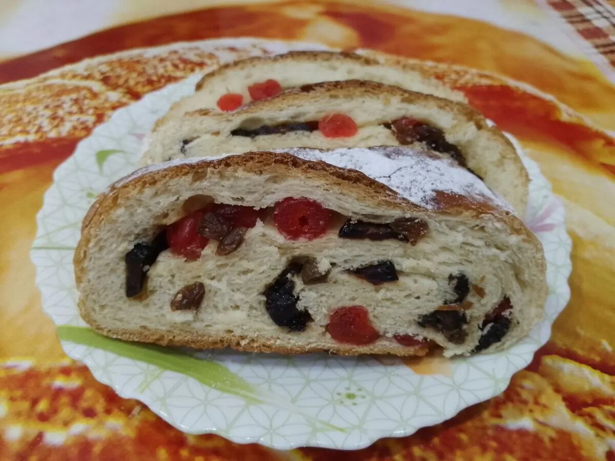 Рулет из сухофруктов и ягод