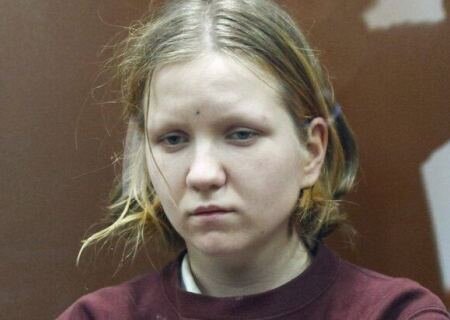    Трепова не признаёт вину, просит вернуть дело на доследование и переквалифицировать его