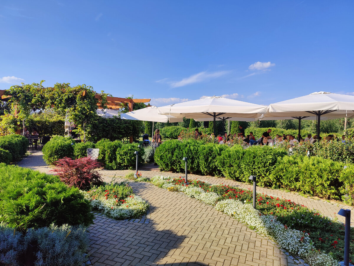 Ресторан при винодельне Deuric