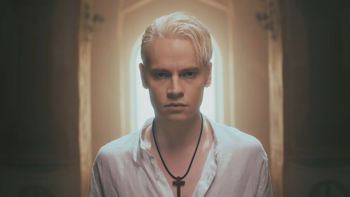 Опять метель алла пугачёва. Слушать песню опять метель в исполнении шамана. Футаж опять метель. Метель алла пугачева и кристина. Метель в исполнении аллы пугачевой.