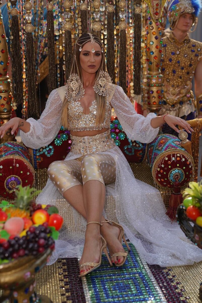 муз тв 2019 год. премия муз тв 2019 камера робот. юлианна караулова 2021. максим галкин на премия муз тв 2019. муз тв 2019 год.