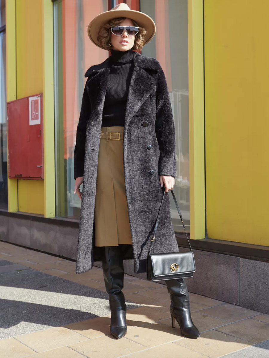 Верхняя одежда зимы 2020. Верхняя одежда зимы 2020. Маргарита цельсова зимние образы. Коллекция blumarine осень-зима 2019-2020 пуховик. Парка 2020-2021 зима тренд.