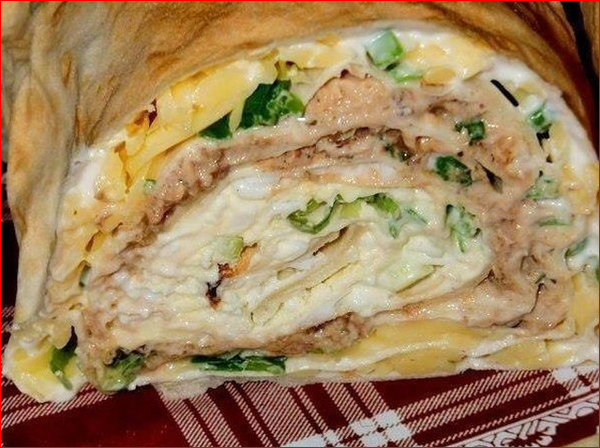 Рулет "Мимоза" из лаваша. Делается за считанные минуты