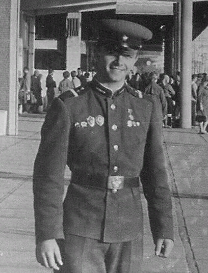 На фото: перед дембелем.