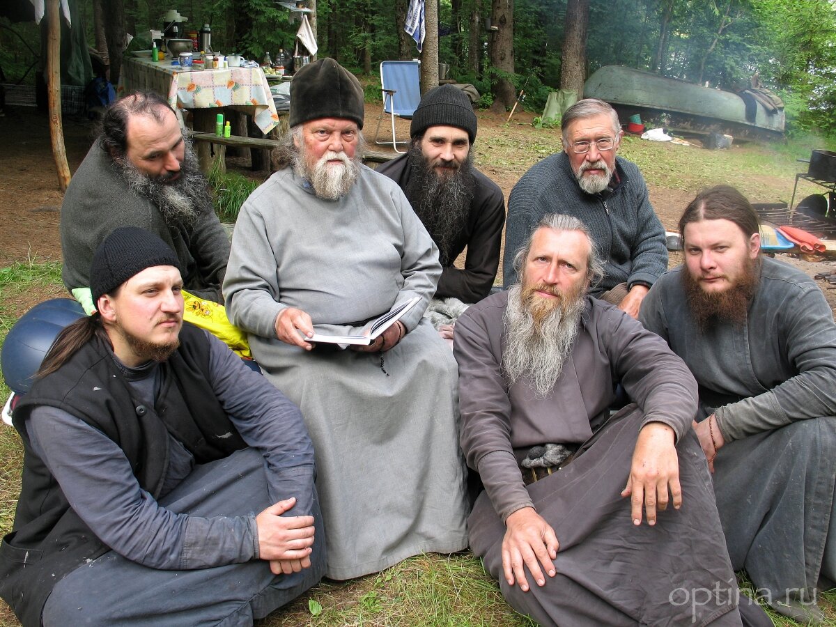 Часовня-сень. Иосиф оптина пустынь. Оптина пустынь. Отец антоний оптина пустынь. Оптина пустынь монастырь территория.