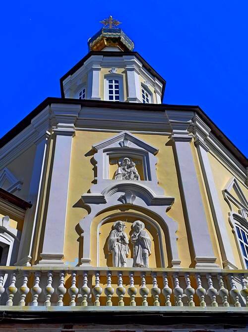 Фрагмент надвратной церкви Богородицкого Житенного монастыря /фото из личного архива/