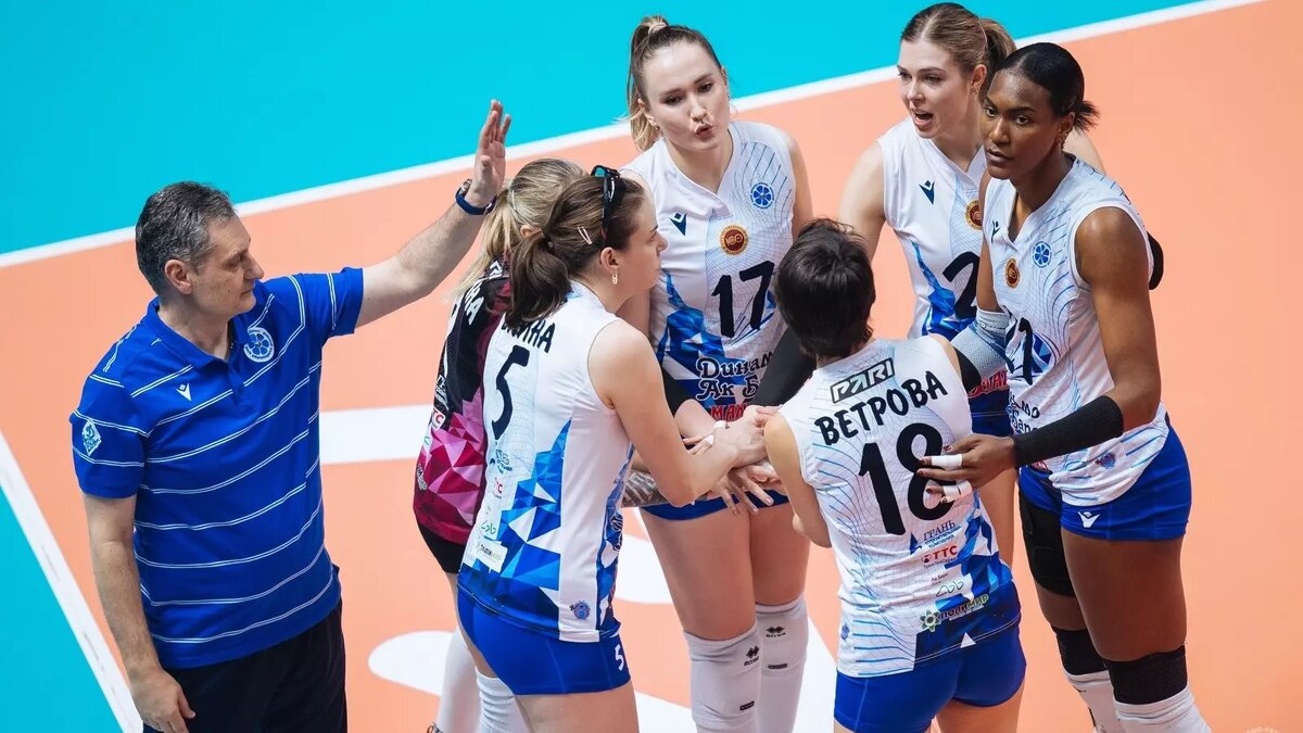     Из-за непогоды отменили матч 17-го тура женской Суперлиги по волейболу между казанским «Динамо-Ак Барс» и екатеринбургским клубом «Уралочка-НТМК».