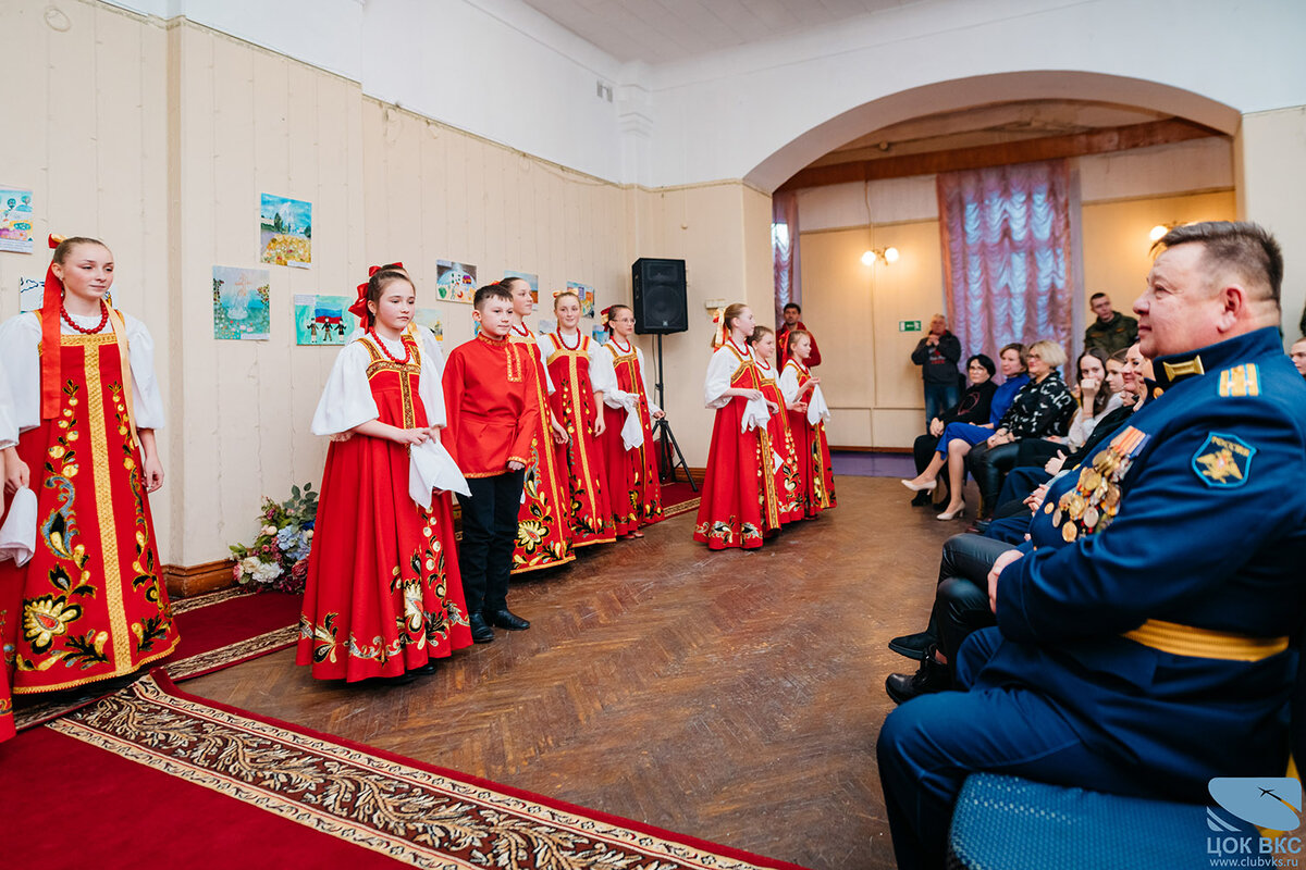 Патриотическая акция "Поздравь солдата"