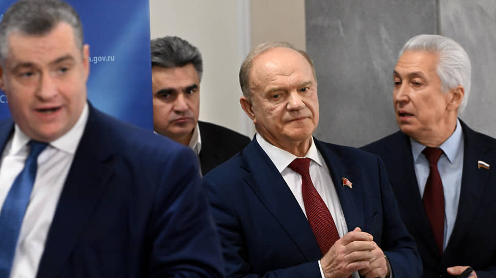 Саймон бейкер даю год. Даю год фильм 2013. Даю год рейтинг. Бирн роуз даю год. Даю год.