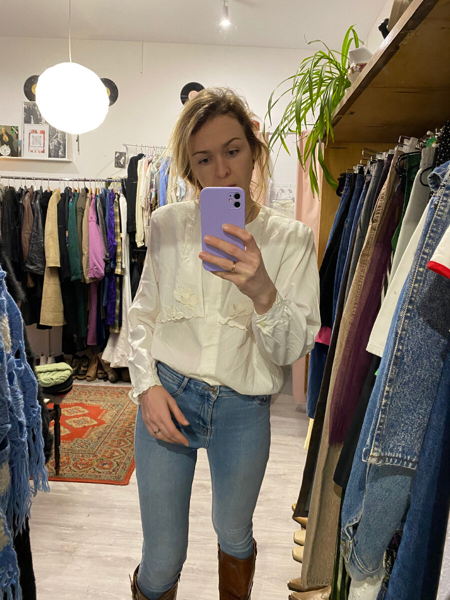 Название для интернет магазина. Ли сайт одежда. Фриланс дизайнер одежды. Ли сайт одежда. Web дизайнер одежды.