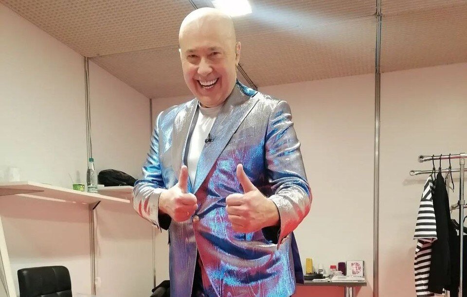 крокодил откладывает яйца в песок. анекдоты про учебу в школе. после уроков папа. приколы про домашнее задание. анекдоты.