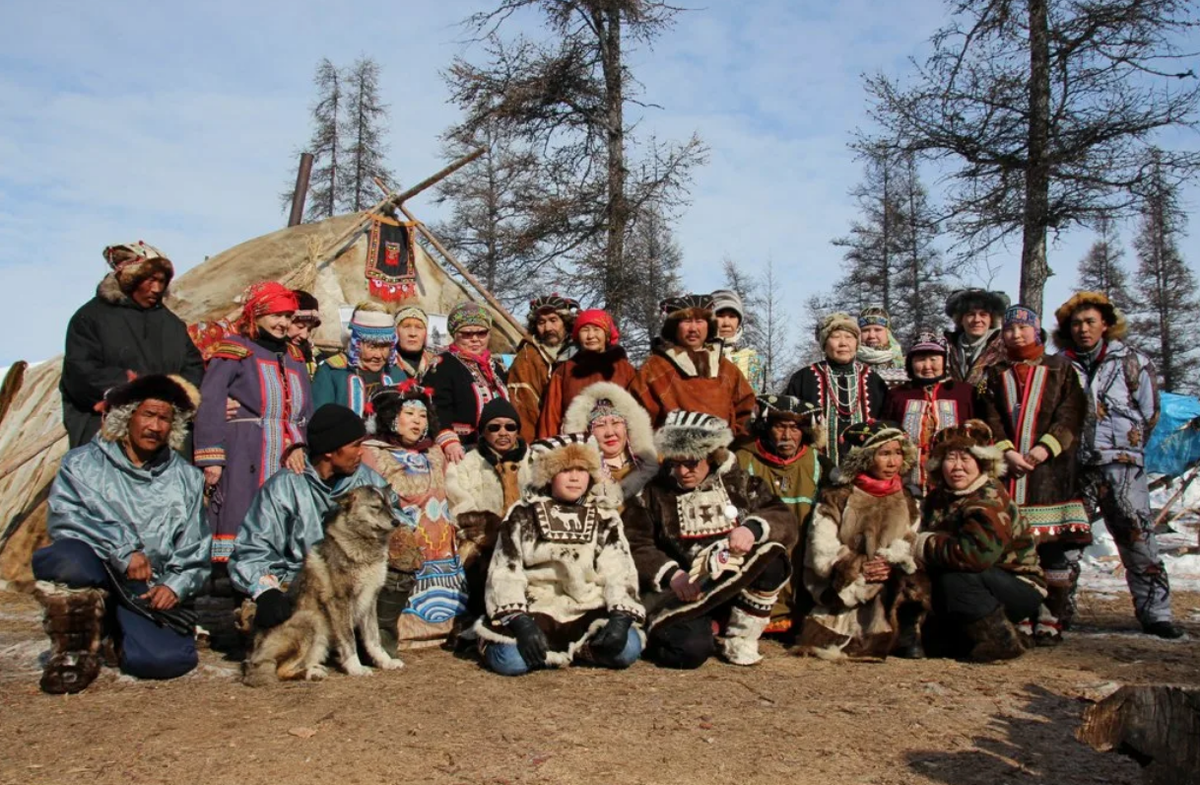 Каковы проблемы коренных народов сибири. Магадан эвенки Коряки. Коренных малочисленных народов севера, Сибири и дальнего Востока.