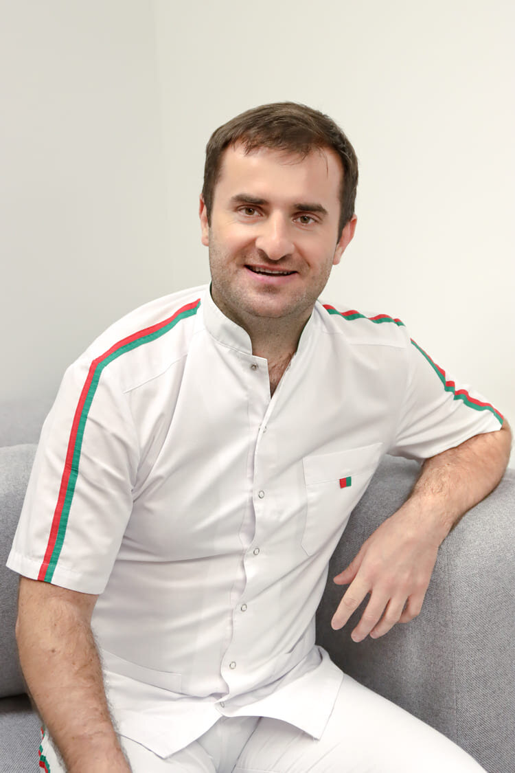Отличие ортопеда