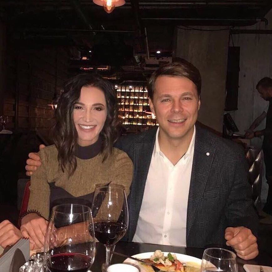 Тимофей Майоров. Следующим избранником Бузовой стал молодой и красивый бизнесмен Тимофей Майоров. К тому времени девушка уже превратилась из простой участницы шоу в телеведущую, и ее статус вполне соответствовал положению нового возлюбленного. Фото: соцсети