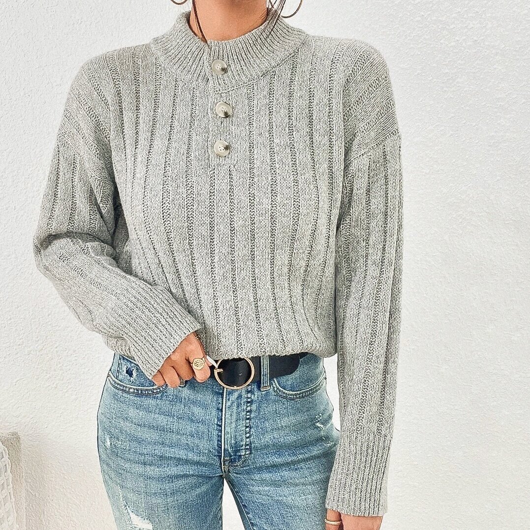 Джемпер с воротником на пуговицах