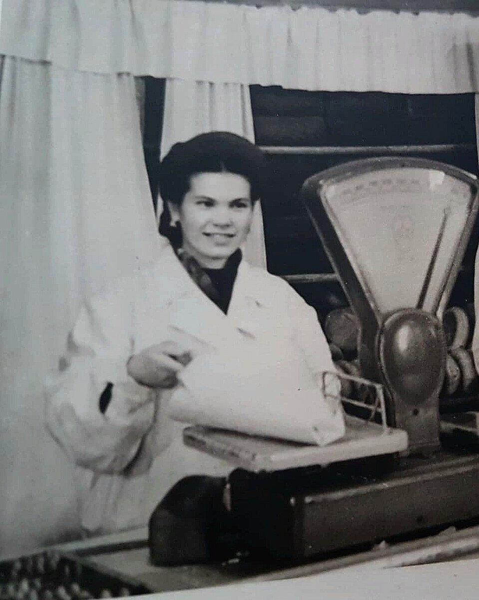 Яковлева Елизавета Павловна, 1957 г., г.Архангельск