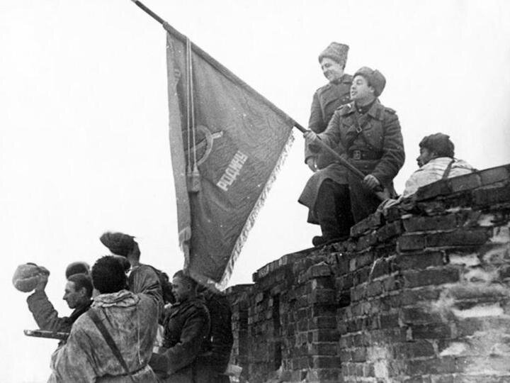 Город освобожденный 9 мая 1944 года