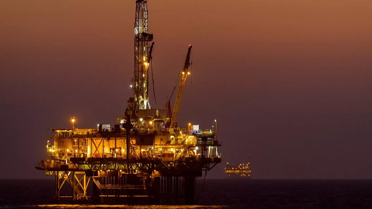     Позиционная «война» американского нефтегаза с энергопереходом приросла новой сделкой, на этот раз на шельфе