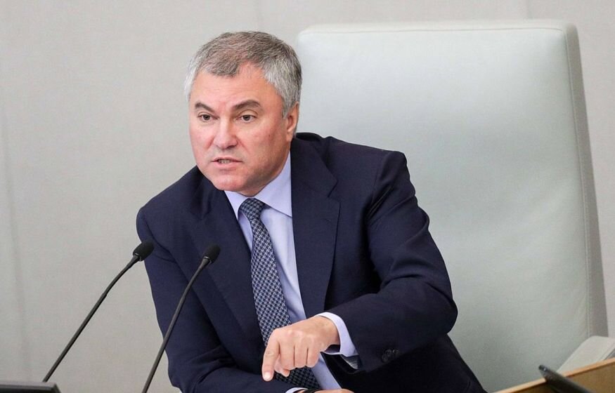    Лишат денег, имущества, званий: Володин озвучил наказание за фейки об армии России