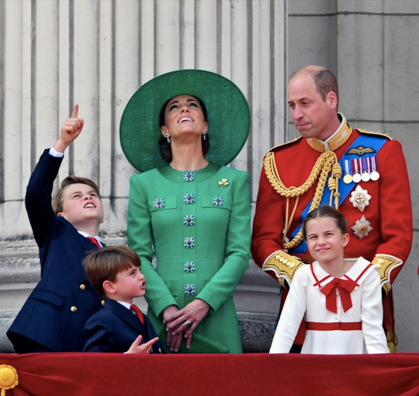 эй малыш герцог доверься мне. джереми агриче. первая ночь с герцогом манга. манга влиятельная леди джошуа. ключ от сердца манга.