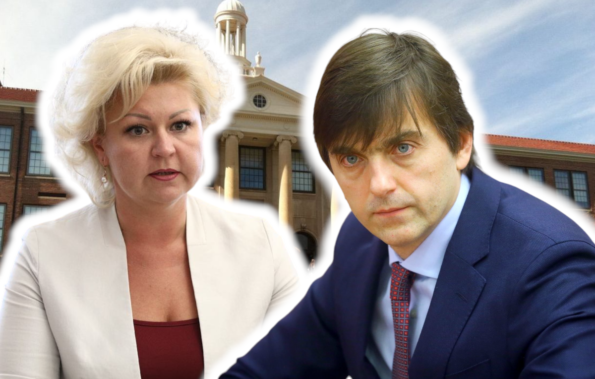 Будут ли работать педагоги. Педагог,учитель за столом. Учительница у доски. Каким должен быть учитель. Будут ли работать педагоги.