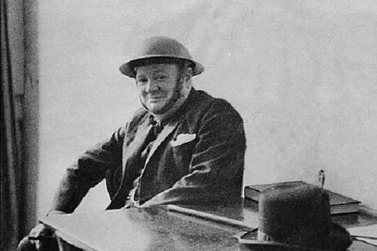    Вставную челюсть Черчилля продадут на аукционе