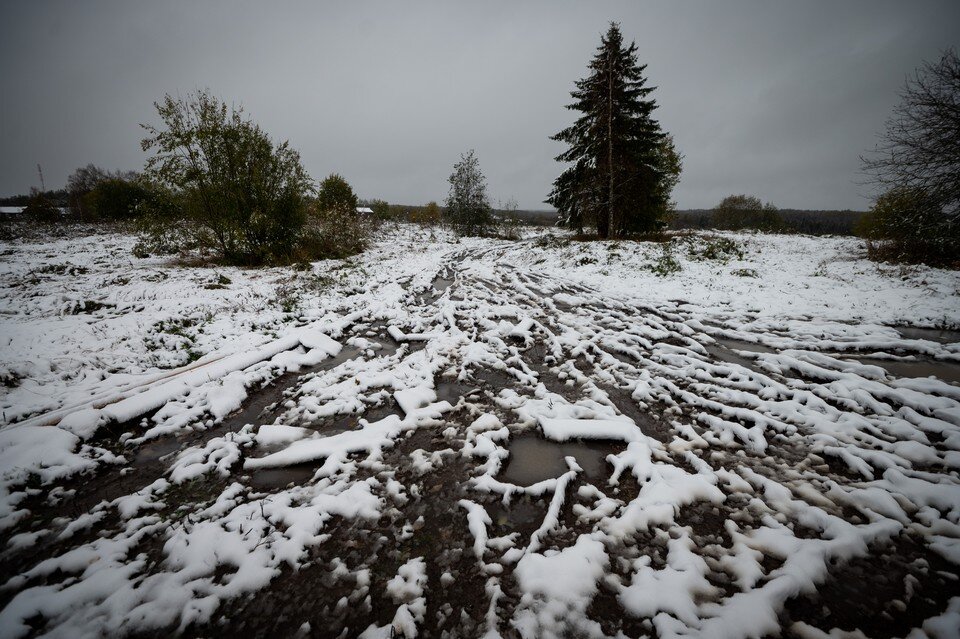 ходит песенка по кругу текст. мы идем в первый класс ноты. текст гопачок для мамы. текст песни девочка девочка. девочка с каре текст.