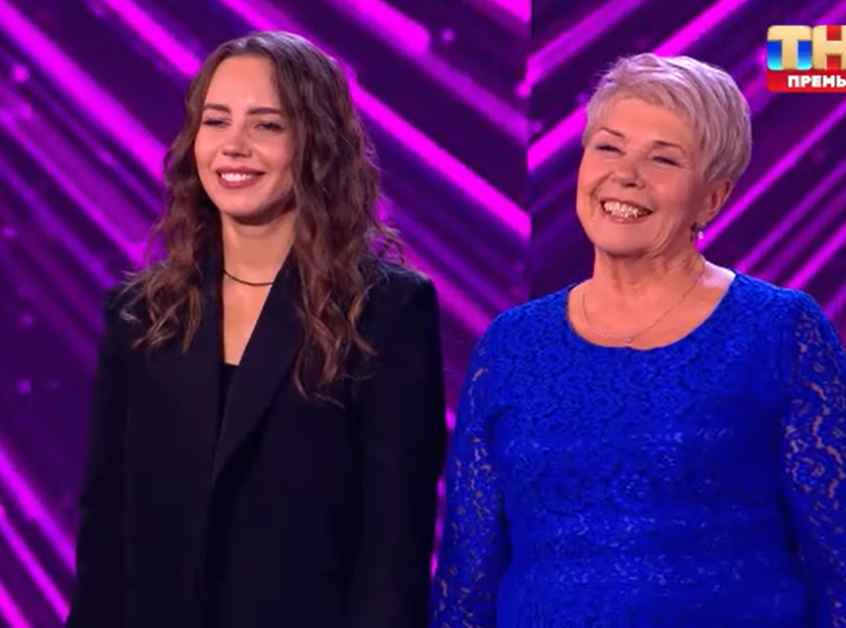 текс пени ну почему я думаю отебе. полный текст песни. телек текст песни. загадка про телевизор для квеста. текст песни надежда.