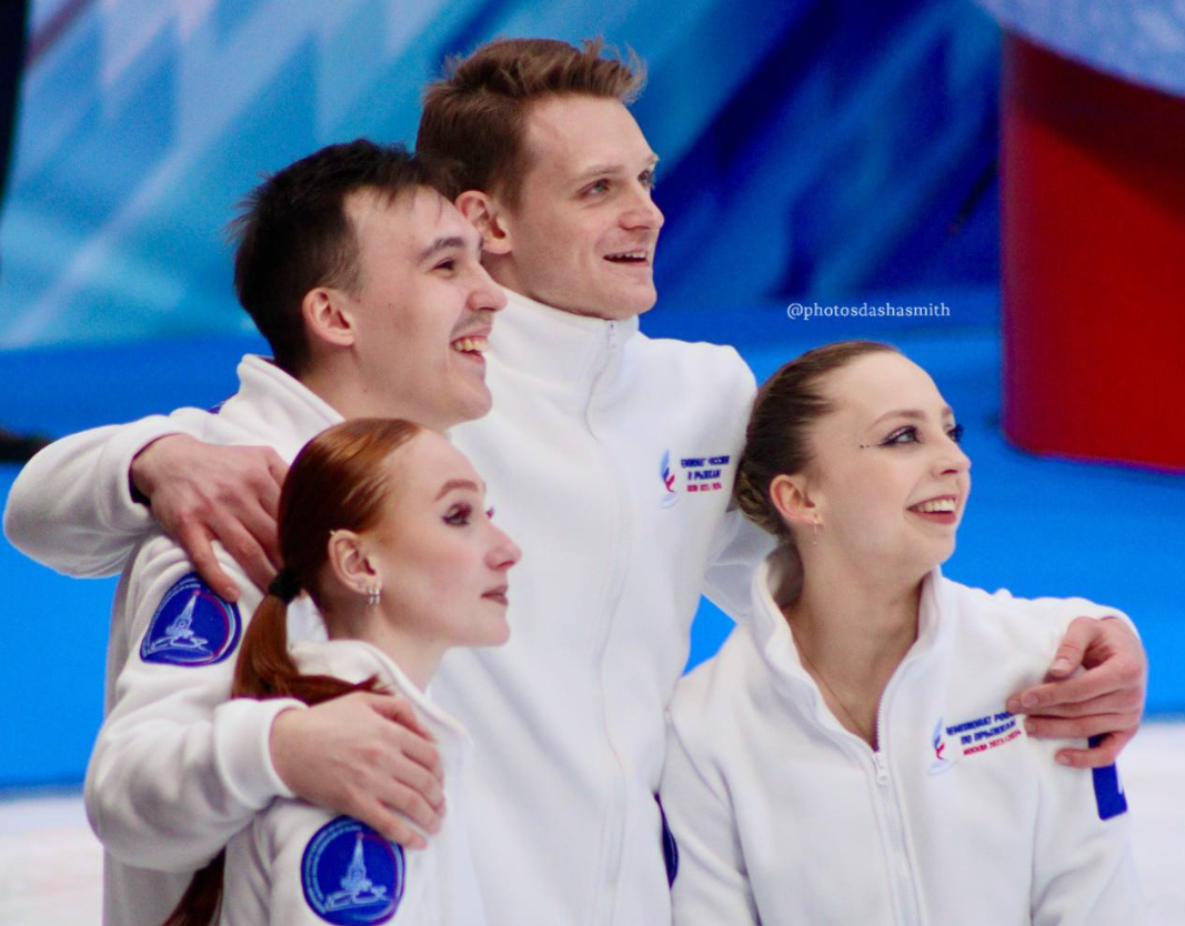 веселье радость. новый год корпоратив. атмосфера стратосфера земли. веселая вечеринка обои для рабочего. атмосфера восторга.